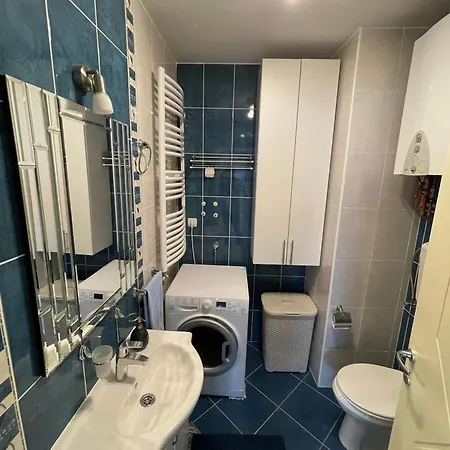 Next Door Lägenhet *